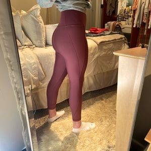 Old Navy Elevate Built in Sculpt leggings
